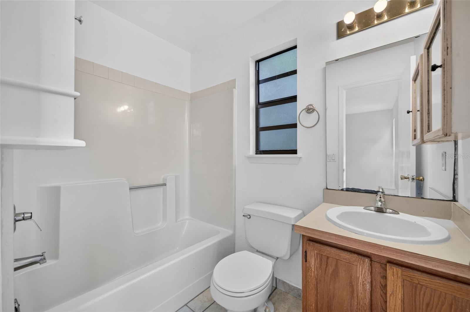 DELTONA LAKES UNIT 32 - Residential