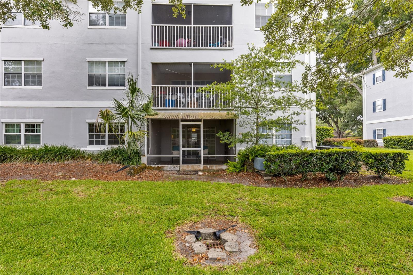 CLUBSIDE AT SABAL POINT A CONDO - Residential