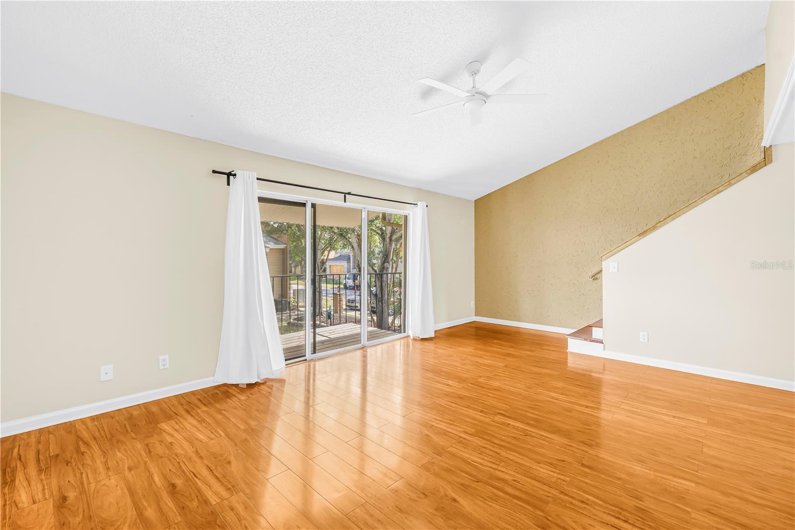 SWEETWATER TWNHM CONDO PH3 - Residential