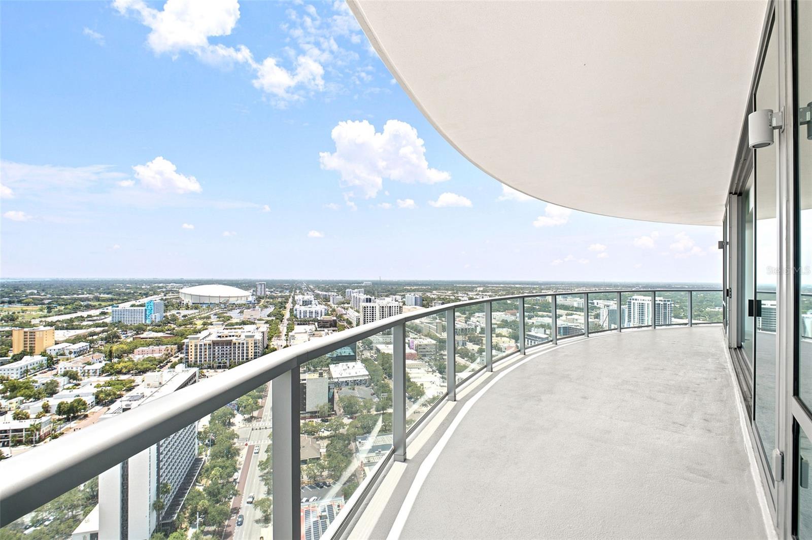400 CENTRAL - Residential