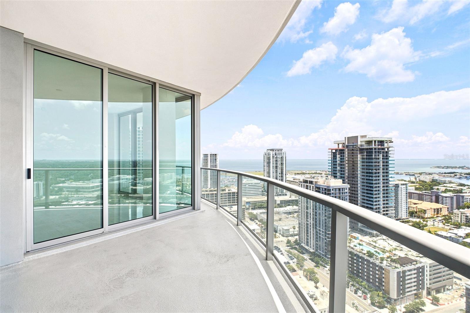 400 CENTRAL - Residential