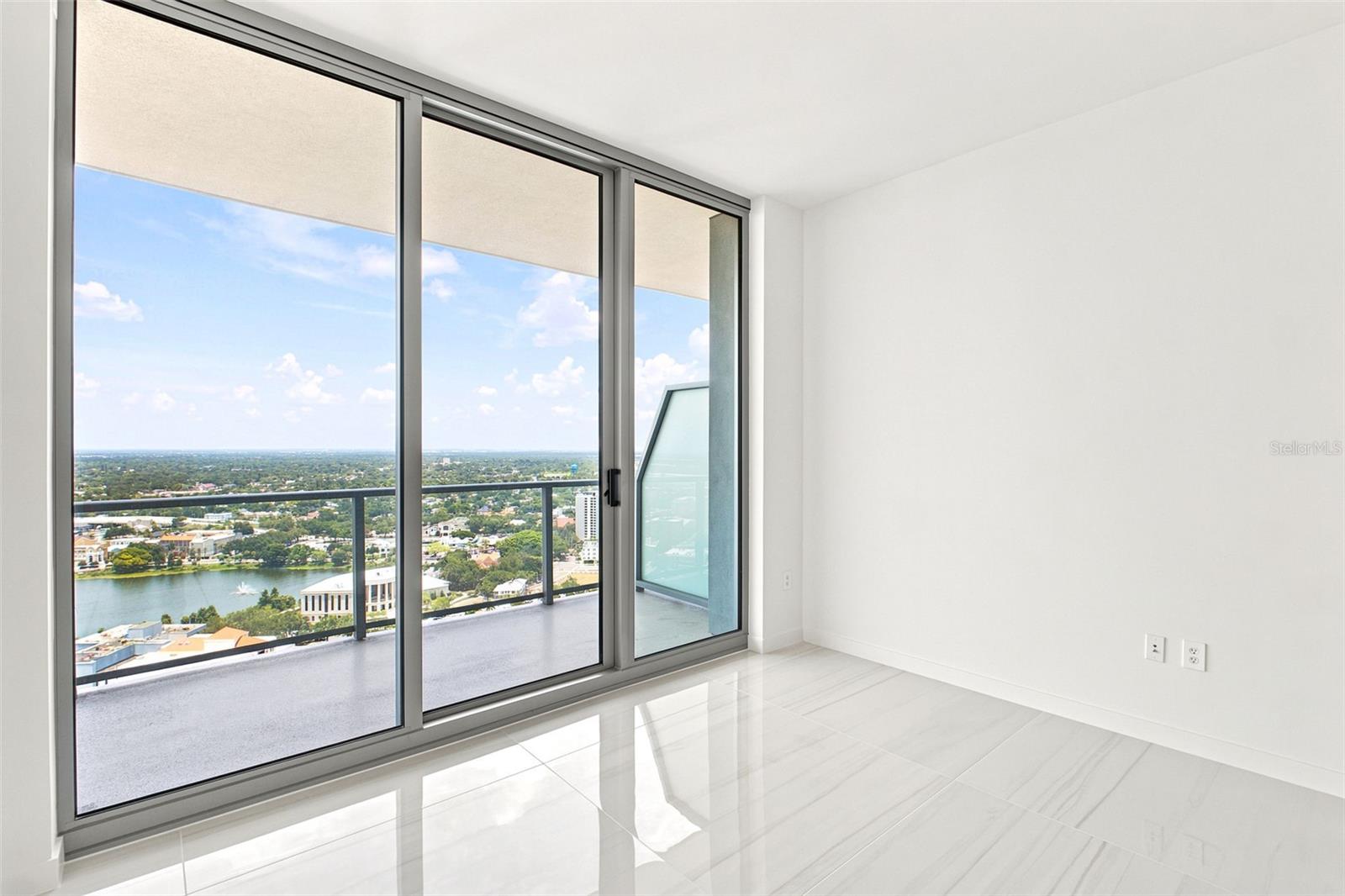 400 CENTRAL - Residential