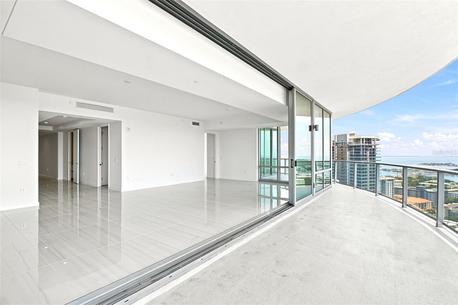 400 CENTRAL - Residential