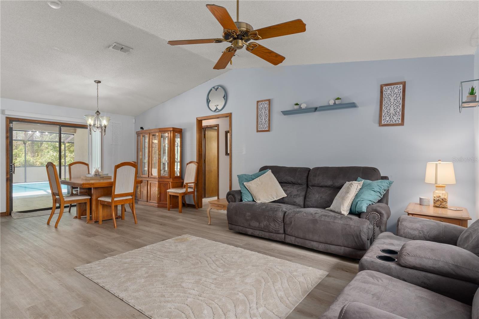 INVERNESS HIGHLANDS WEST ADD 01 - Residential