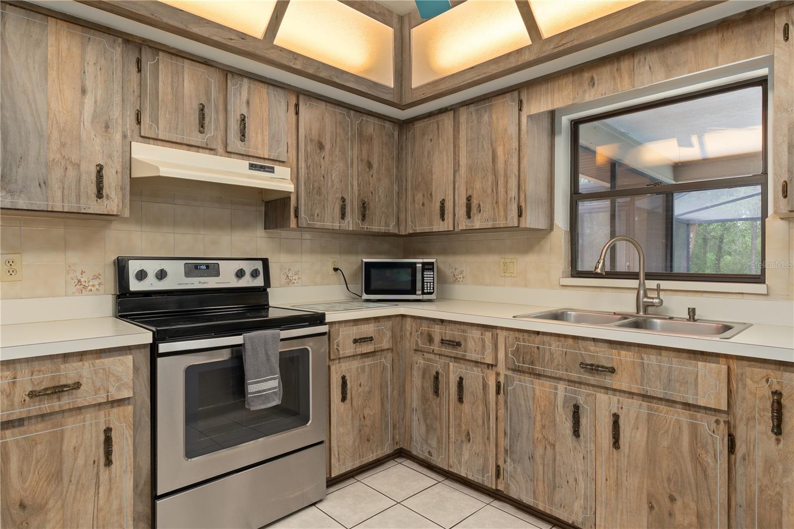 INVERNESS HIGHLANDS WEST ADD 01 - Residential