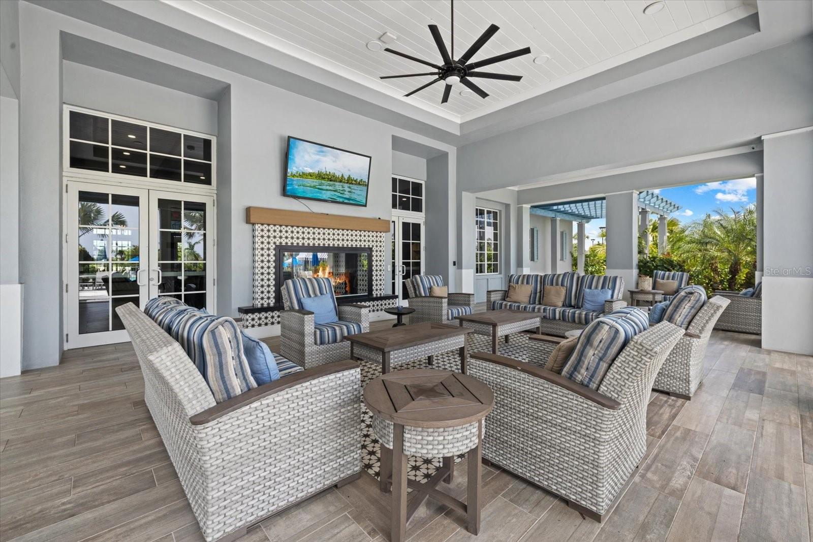 ISLES AT LAKEWOOD RANCH - Residential
