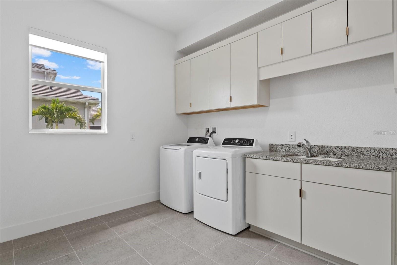 ISLES AT LAKEWOOD RANCH - Residential