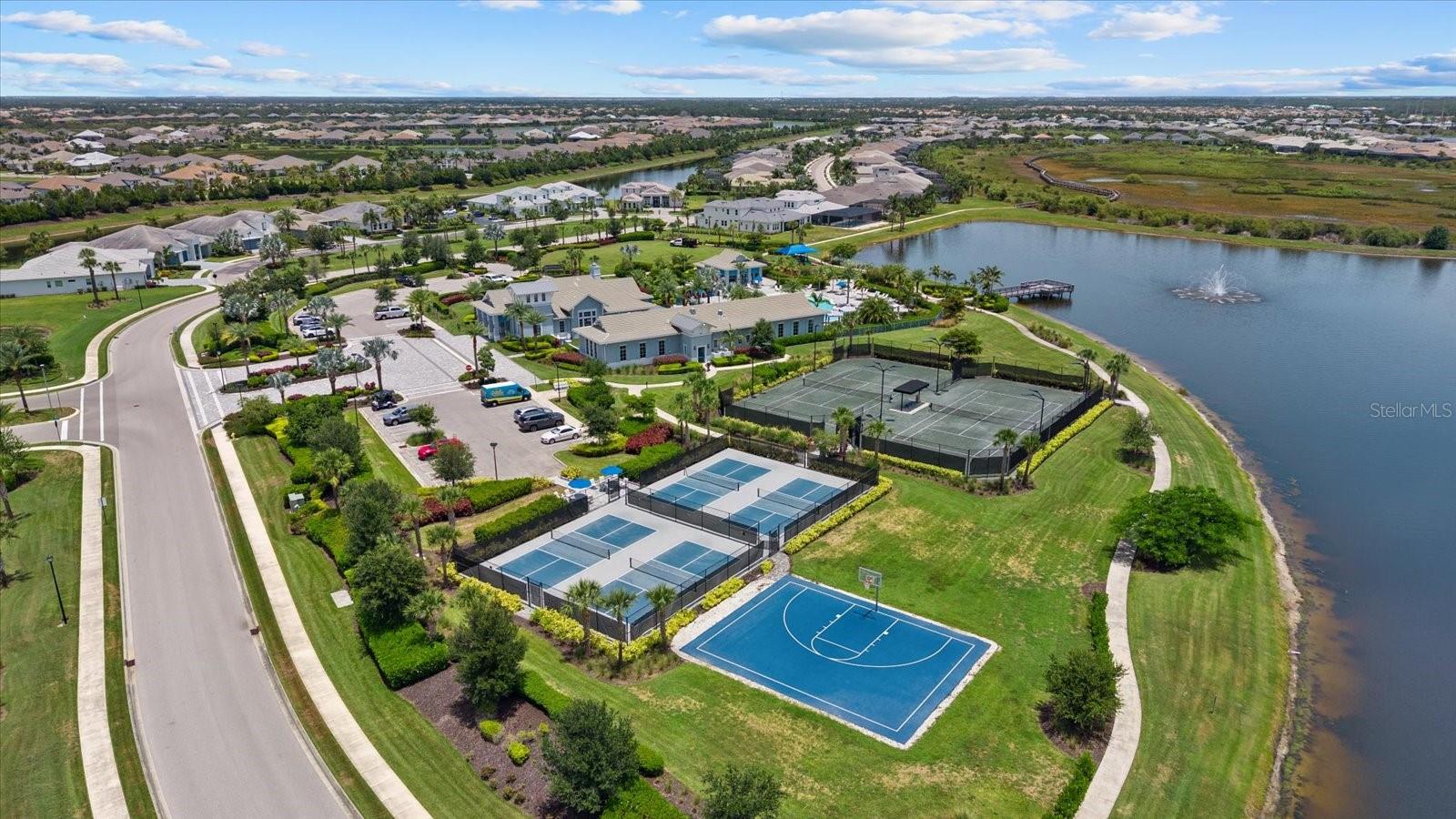 ISLES AT LAKEWOOD RANCH - Residential