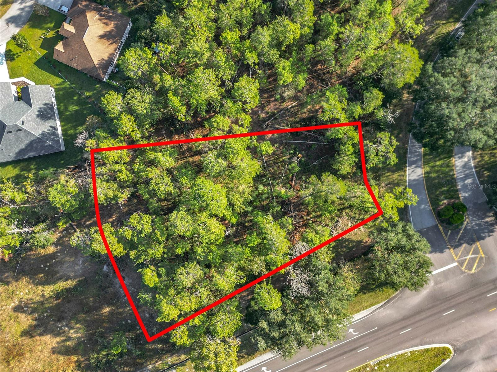 Welcome to Sugarmill Woods located in Citrus County. Start building your very own home right away as the seller is selling the already county approved plans as part of the sales price. Featuring plans for a 2,376 heated sq footage home (2,903sq ft house footprint) with an oversized 2 car garage. 3 bedrooms/2.5 baths and a bonus office or formal dining area. These plans have already been through approvals, so you won't have to wait too long to start building. Citrus County is often referred to as the land of Seven Rivers. The area is a water lovers paradise. Residents of Sugarmill Woods can enjoy the Gulf of Mexico, Kings Bay, several lakes, the many natural springs, and of course the rivers. Sugarmill Woods in Citrus County Florida is centrally located between Gainesville, Orlando, and Tampa. This allows quick access to major metropolitan areas and all they have to offer. A half-hour drive south of Sugarmill Woods is Weeki Wachee Springs which supplies the Weeki Wachee River and is home to the famous mermaid attraction and amusement water park. Come enjoy your Florida life here in Sugarmill Woods!