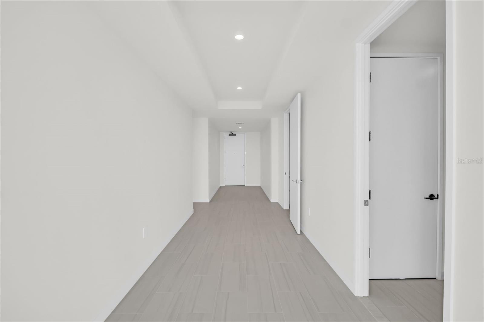 400 CENTRAL - Residential
