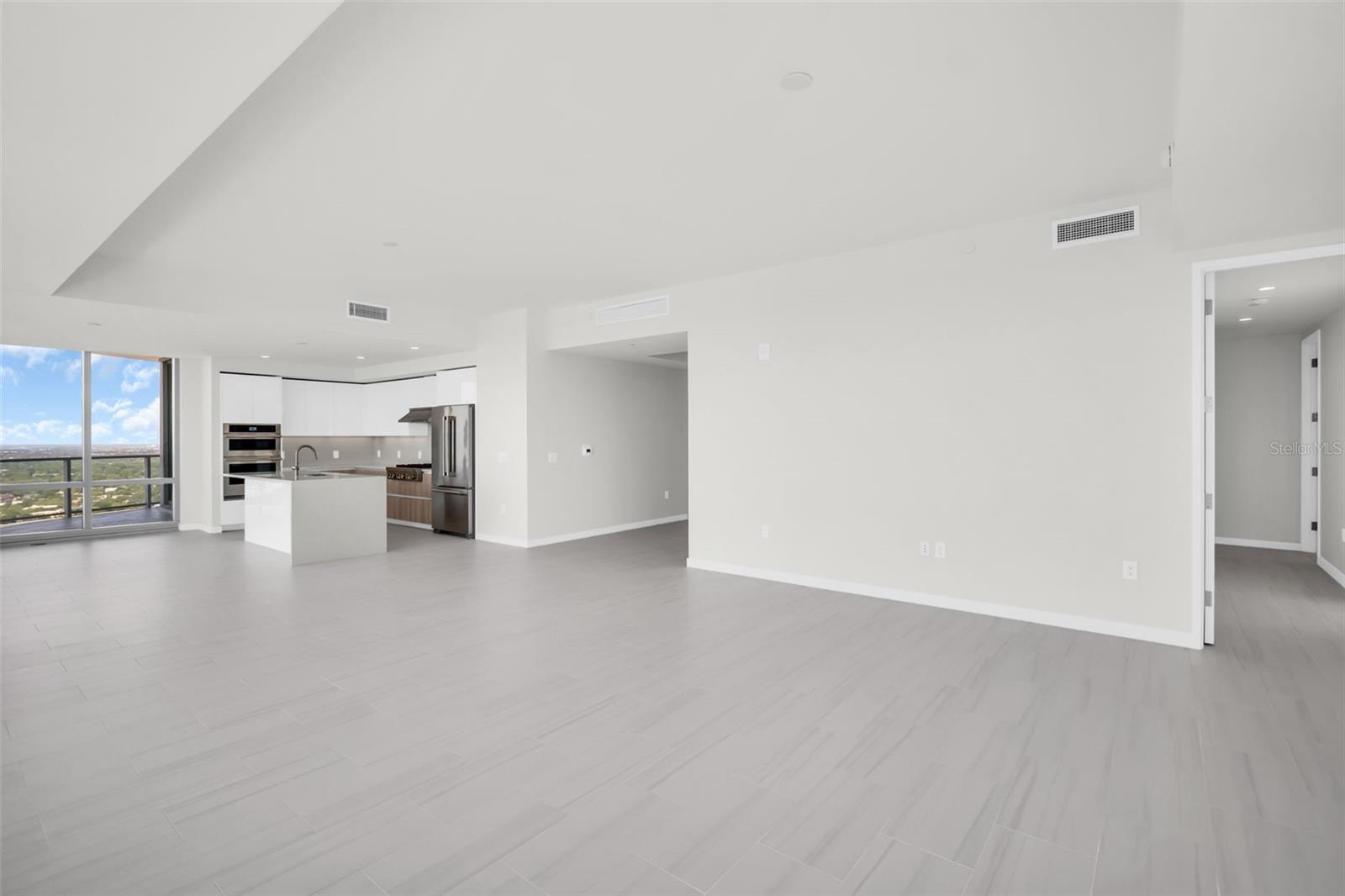 400 CENTRAL - Residential