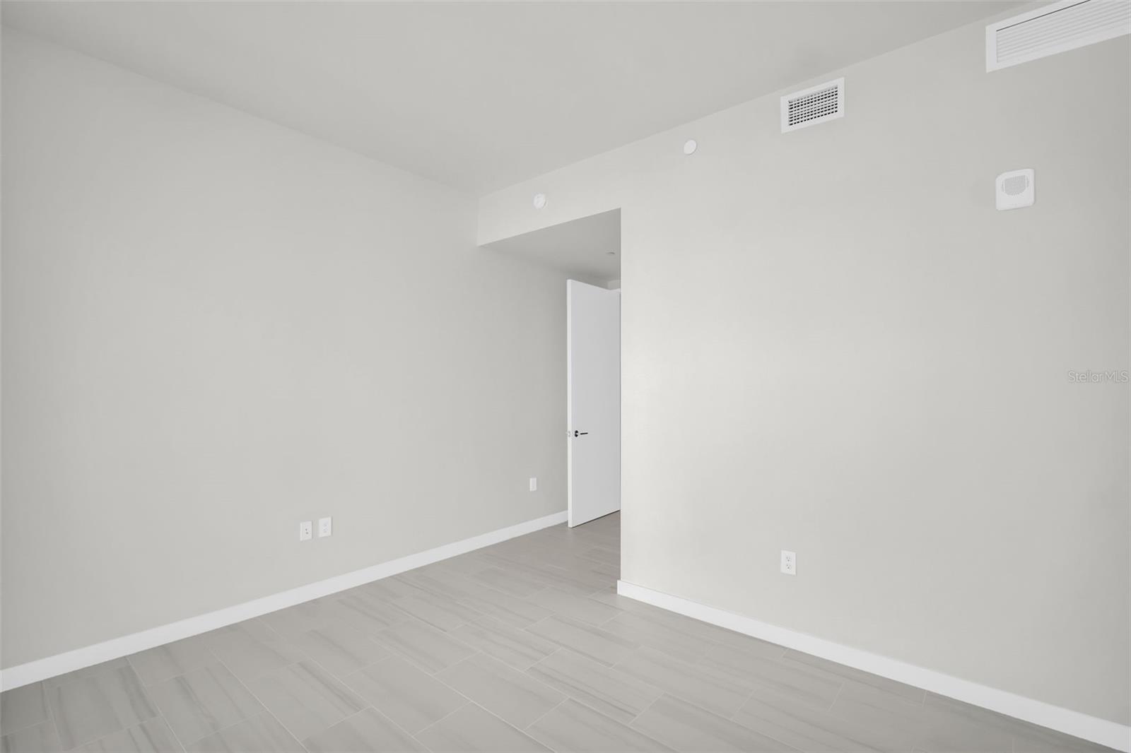 400 CENTRAL - Residential