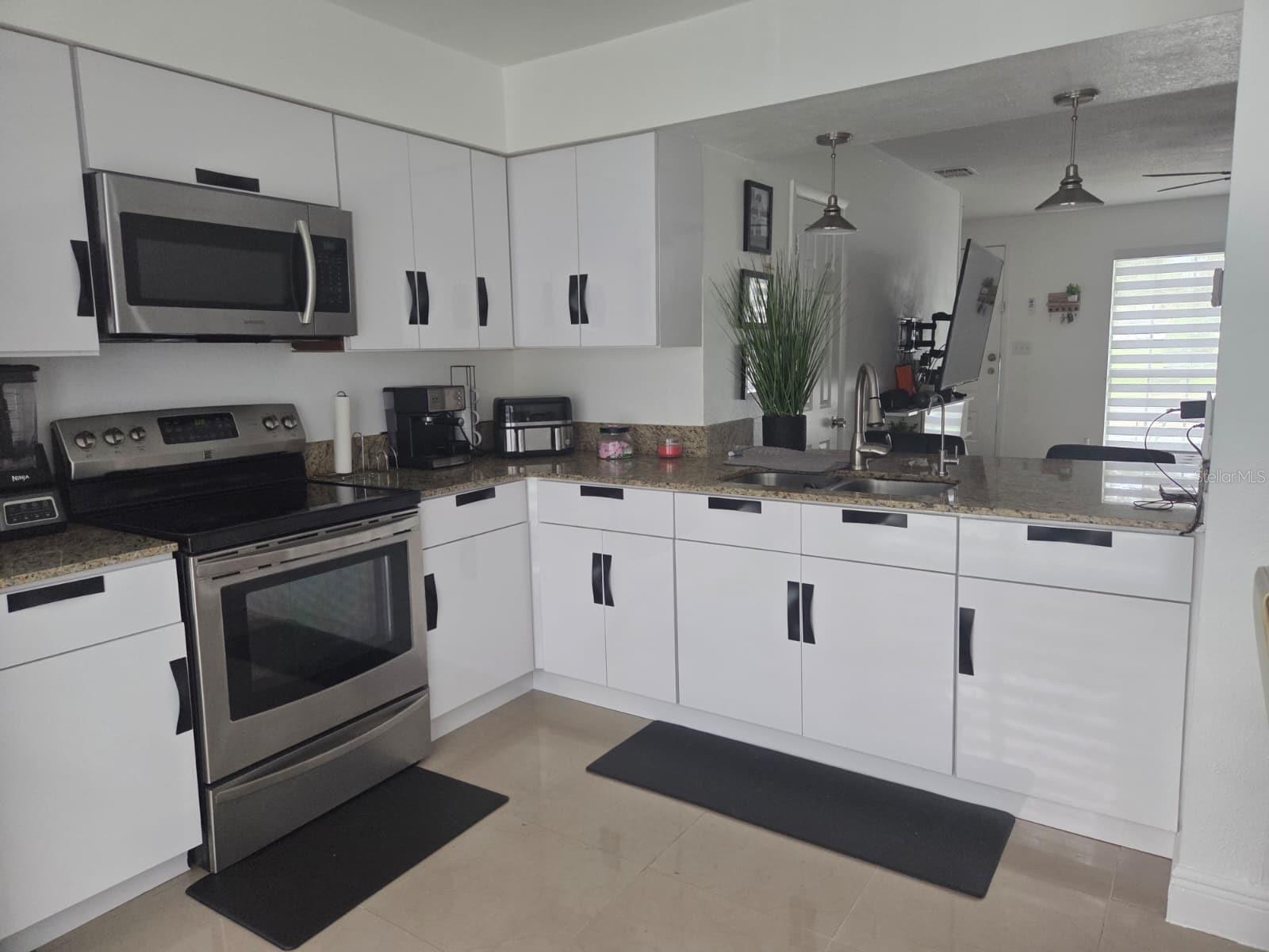 CHELSEA SQUARE-PLAT TWO PB 4 PG 13 UNIT 11 D - Residential Lease