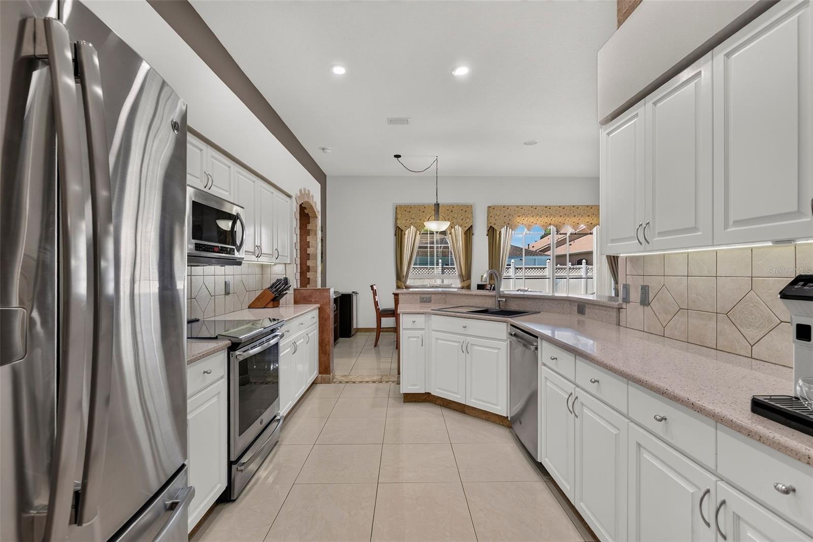 MEADOW POINTE 3 PRCL T-T - Residential