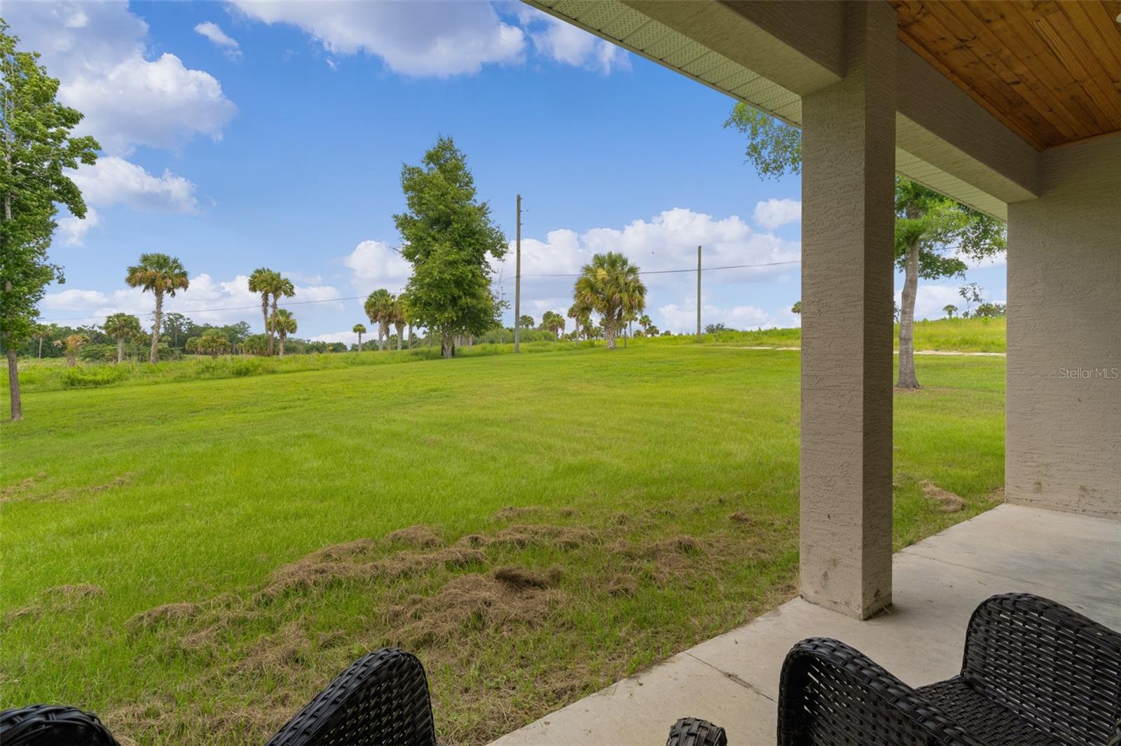 LAKE LOUISE ESTATE - Residential
