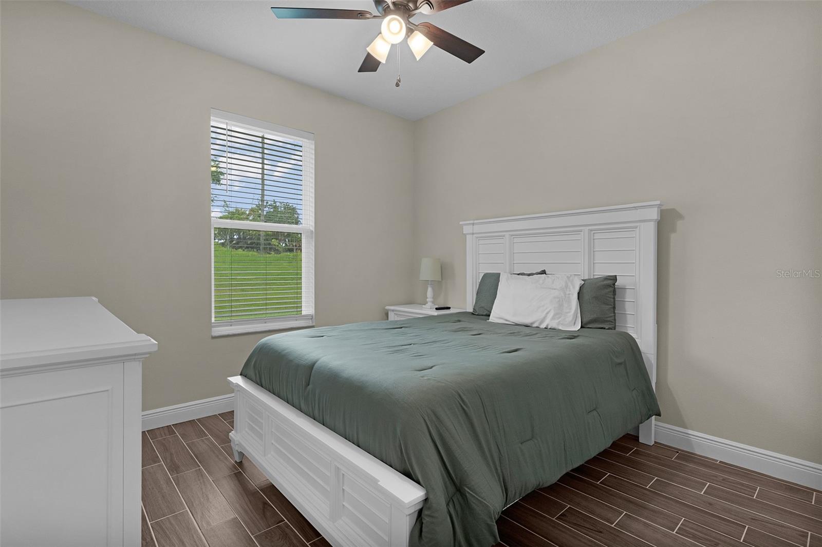 LAKE LOUISE ESTATE - Residential