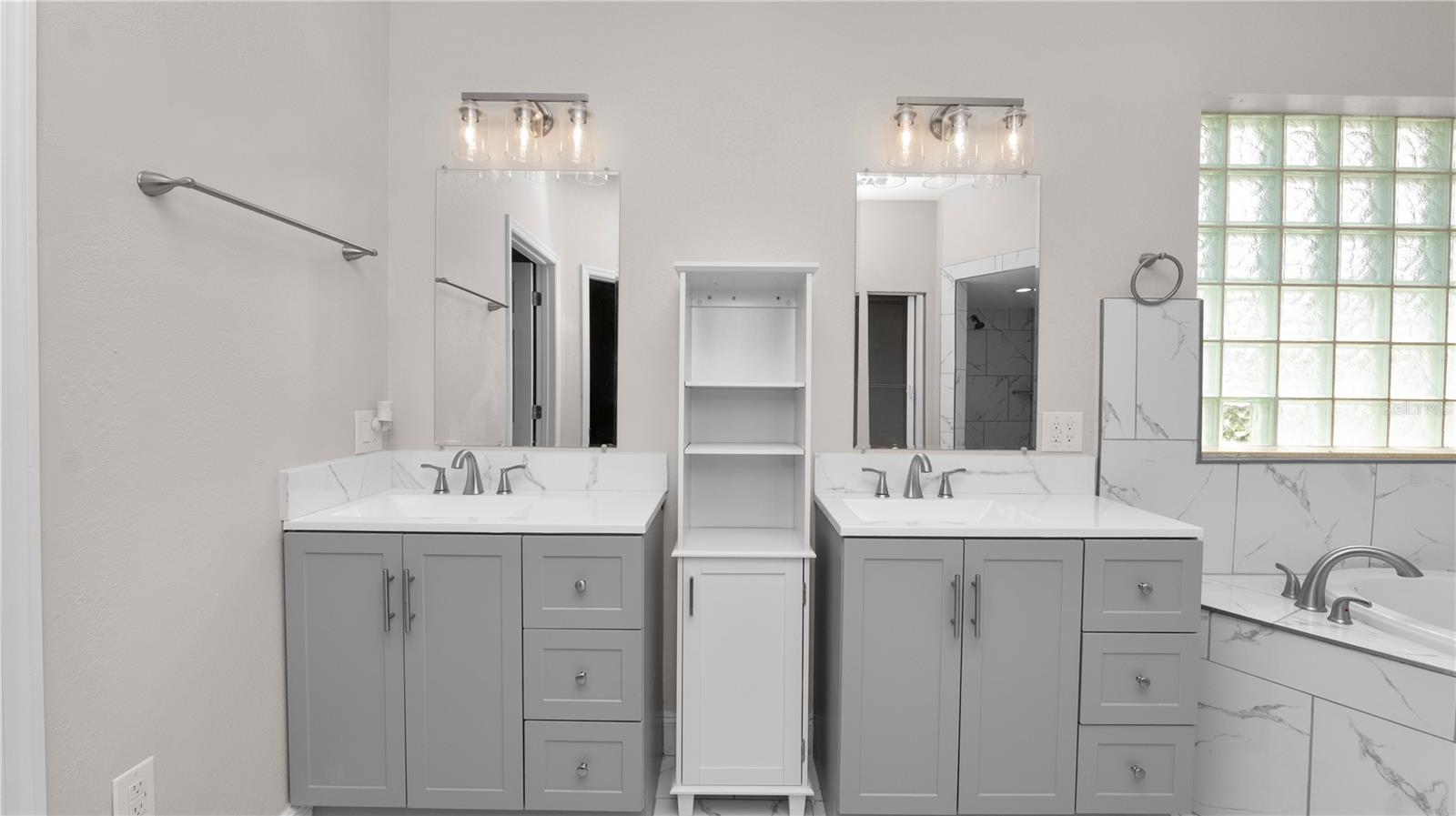 PEACE RIVER DEV - Residential