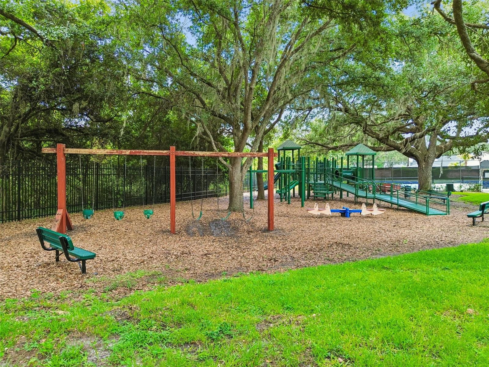 MANORS AT CRYSTAL LAKES THE - Residential