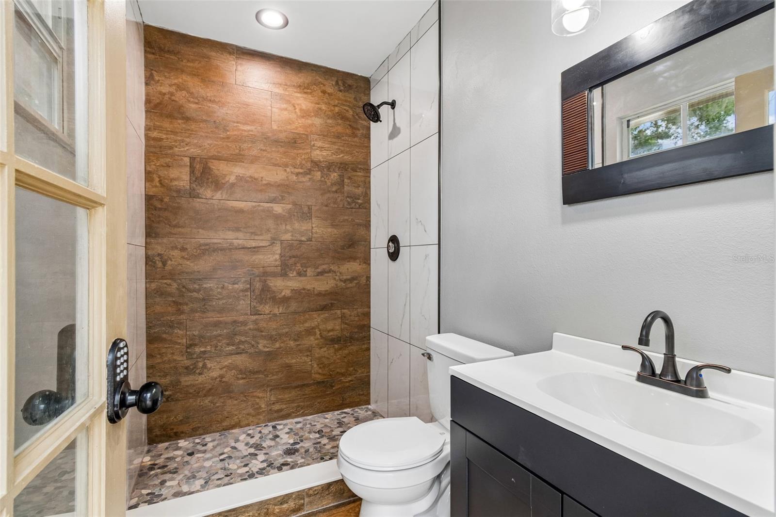 MANORS AT CRYSTAL LAKES THE - Residential