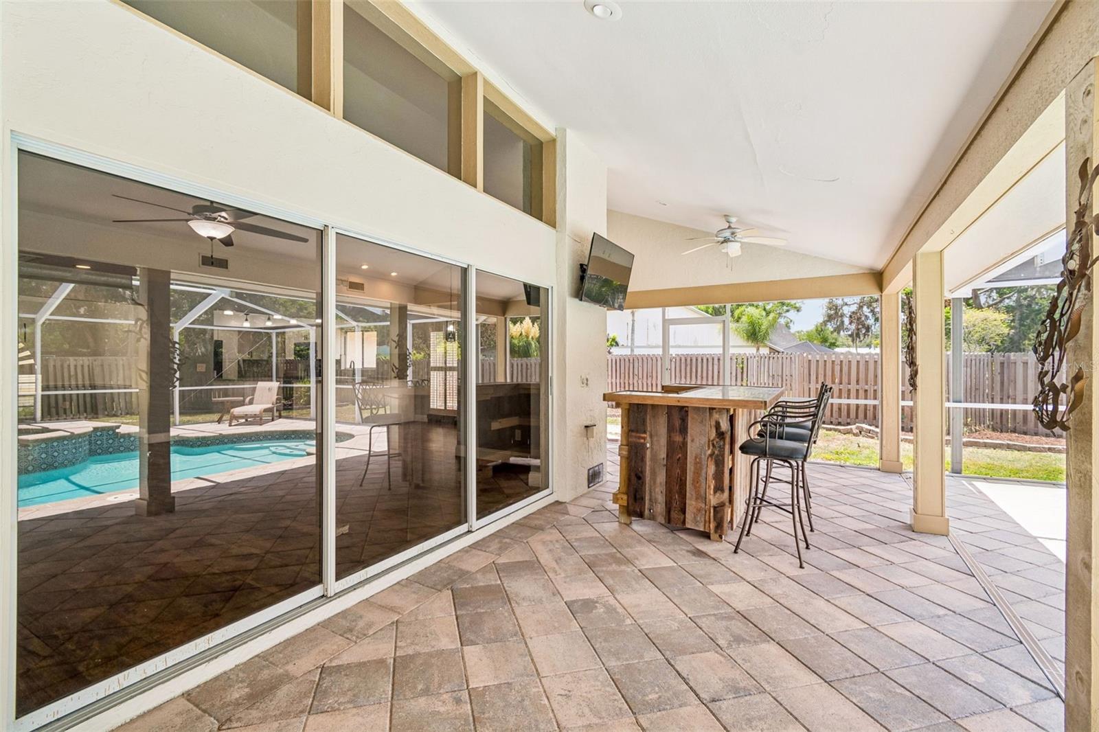 MANORS AT CRYSTAL LAKES THE - Residential