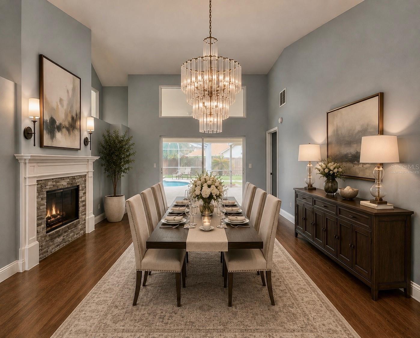 MANORS AT CRYSTAL LAKES THE - Residential