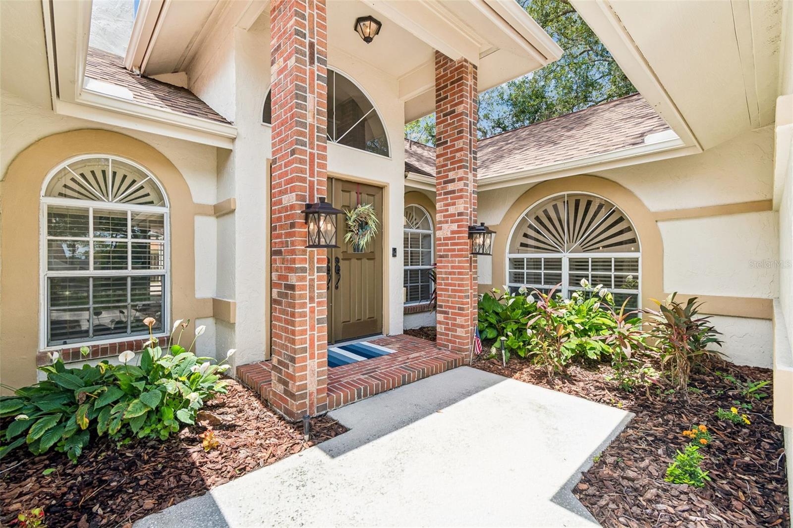 MANORS AT CRYSTAL LAKES THE - Residential