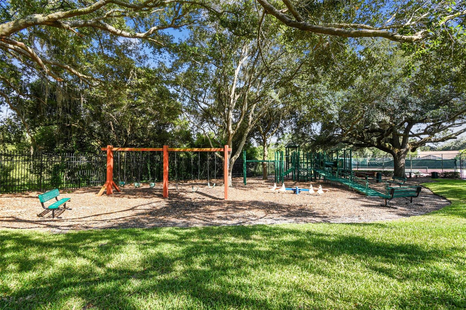 MANORS AT CRYSTAL LAKES THE - Residential