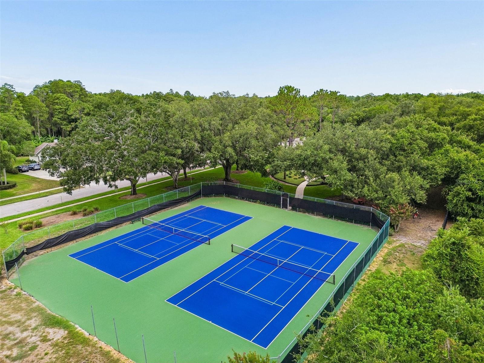 MANORS AT CRYSTAL LAKES THE - Residential