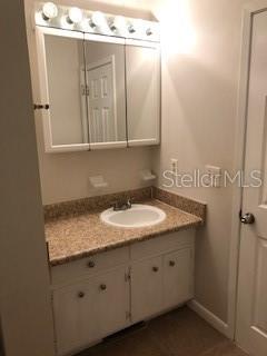 HOLLY HILLS - Residential Lease