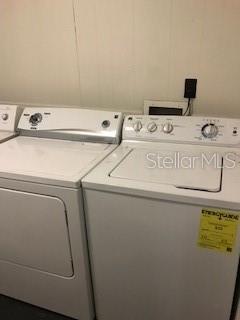 HOLLY HILLS - Residential Lease