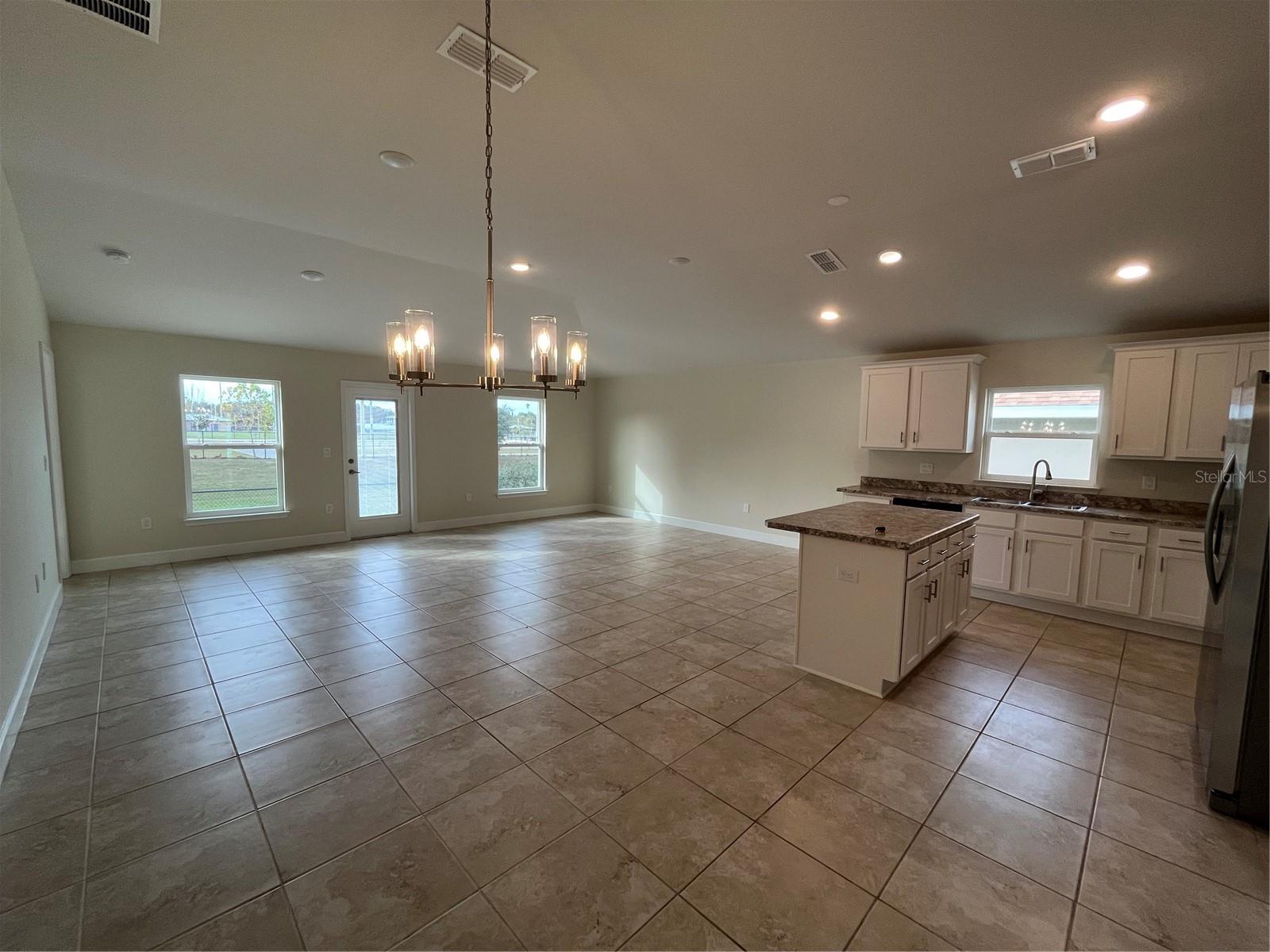 KRENSON BAY - Residential