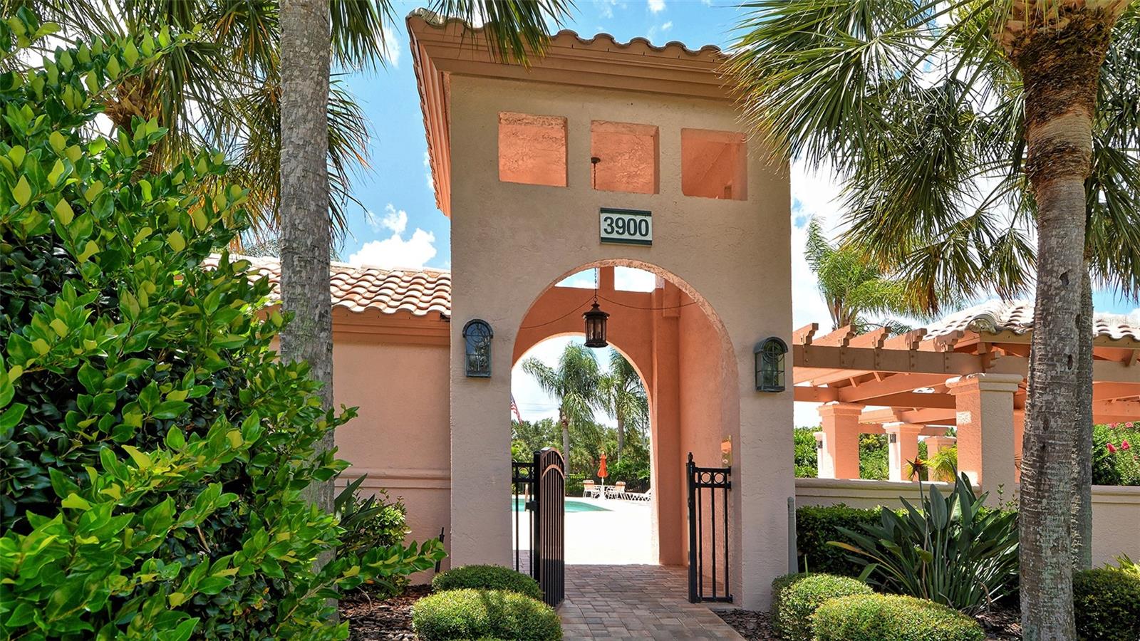 MIRA LAGO AT PALMER RANCH PH 2 - Residential