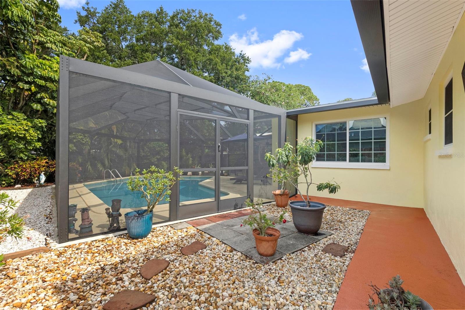 WOODBROOK - Residential