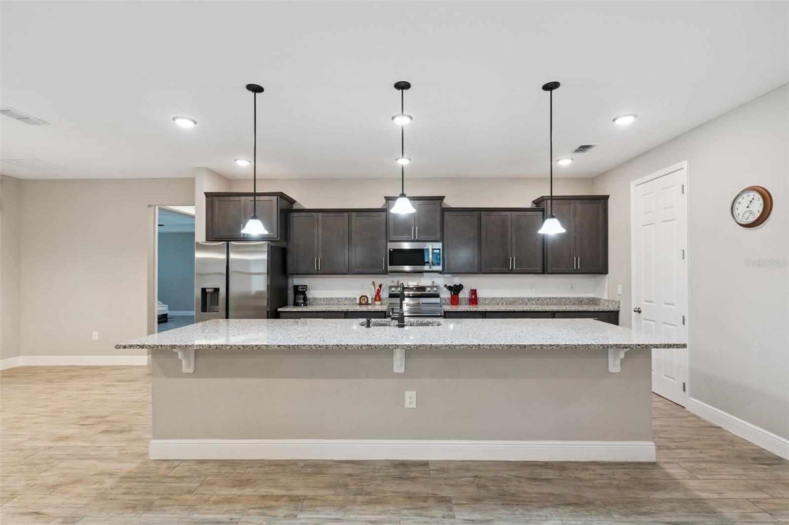 LEESBURG MAJESTIC OAKS SHORES - Residential