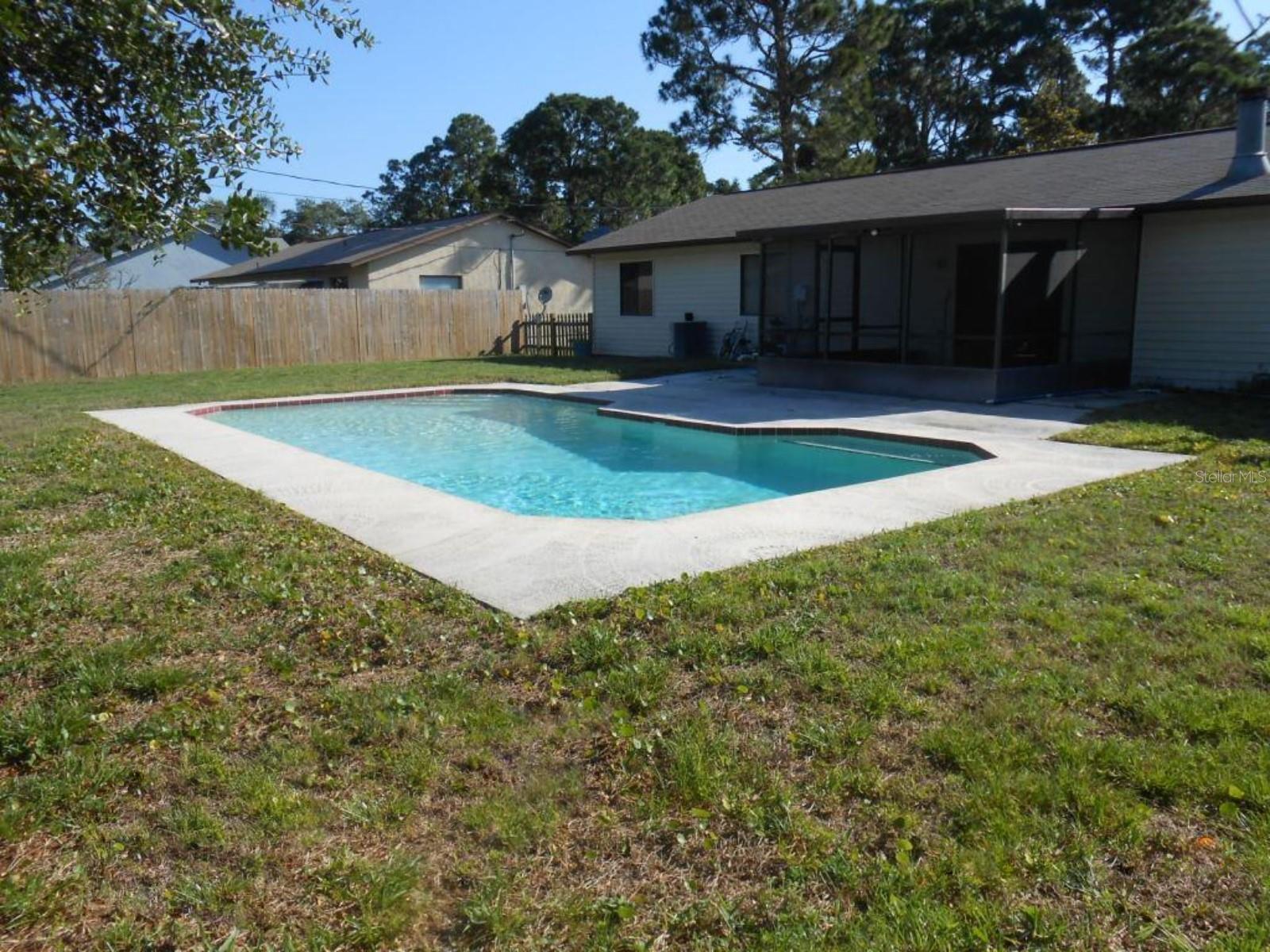 Florida Shores 01 - Residential