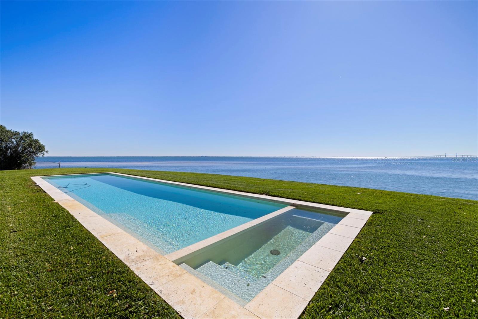 BAY COLONY ESTATES - Residential