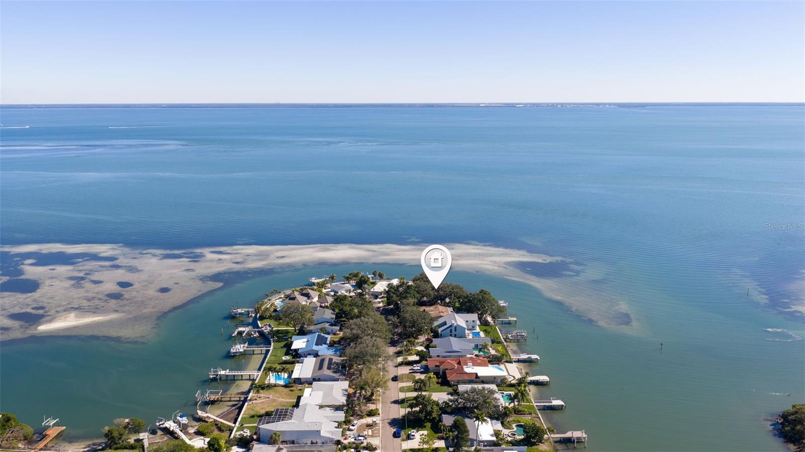 BAY COLONY ESTATES - Residential