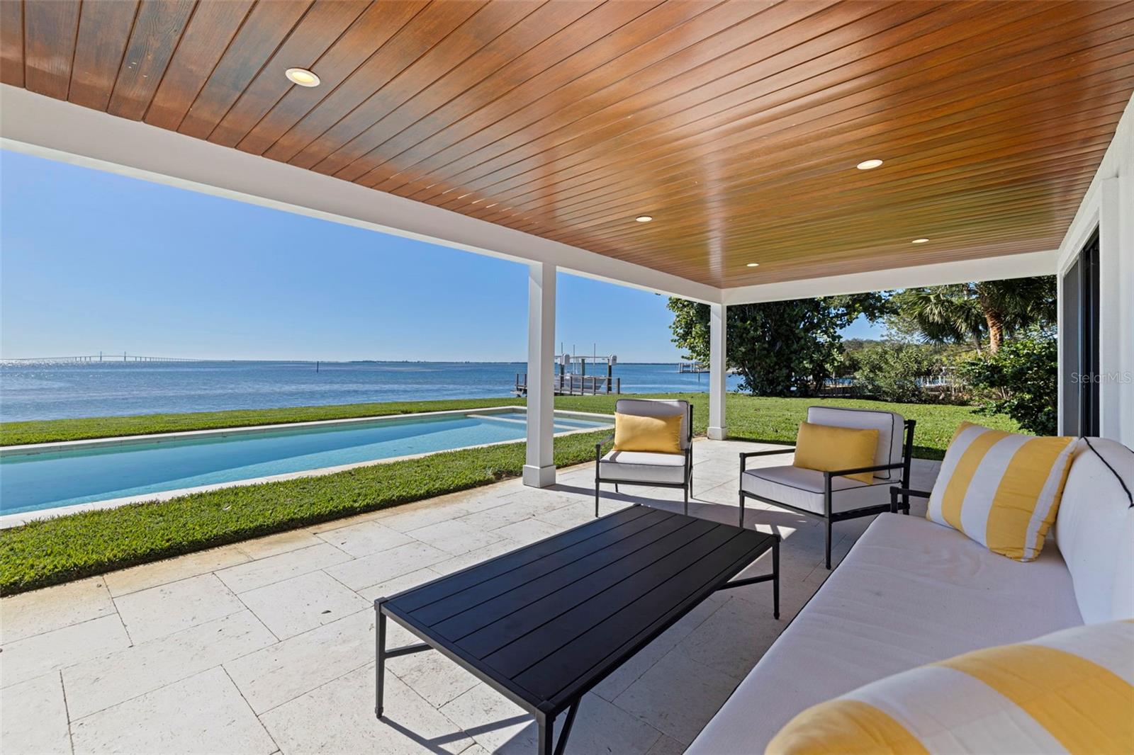 BAY COLONY ESTATES - Residential