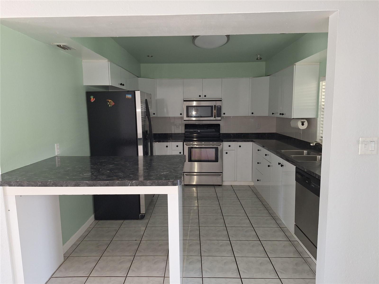 PORT CHARLOTTE SEC 009 - Residential Lease