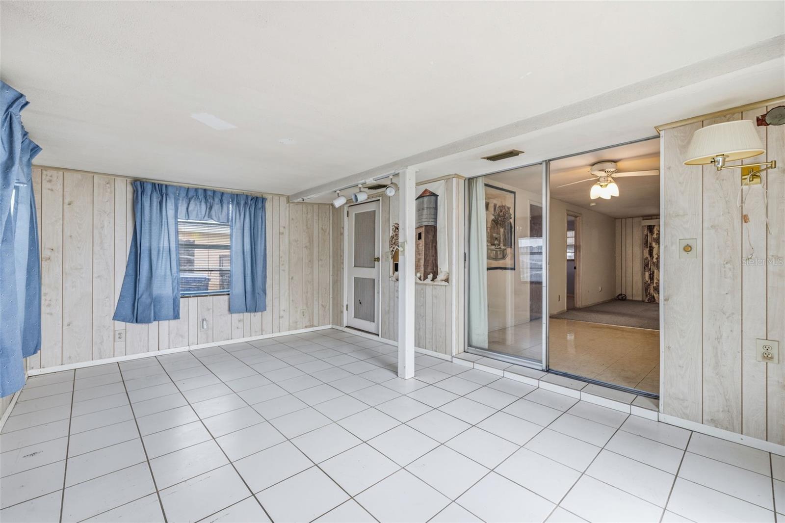 WEST PARK ESTATES UNIT 5 - Residential