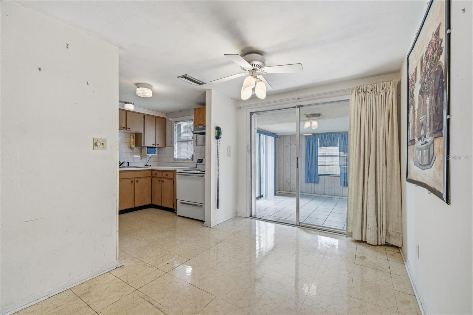 WEST PARK ESTATES UNIT 5 - Residential