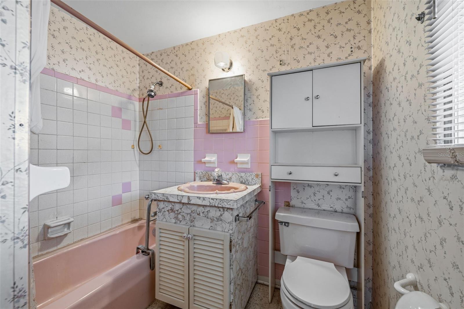 WEST PARK ESTATES UNIT 5 - Residential