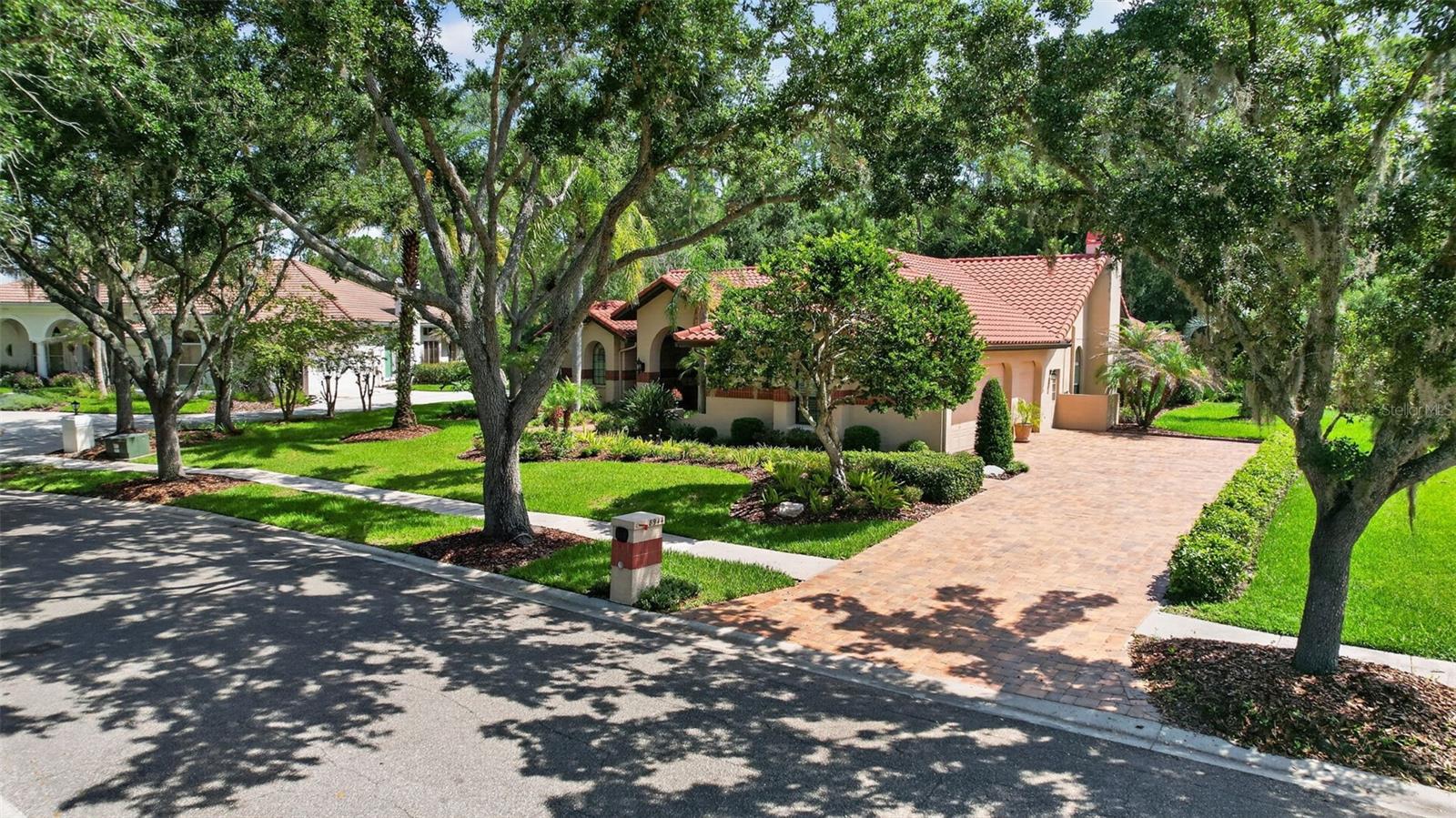 HUNTER'S GREEN - Residential