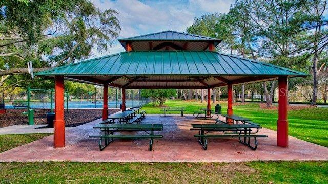 HUNTER'S GREEN - Residential