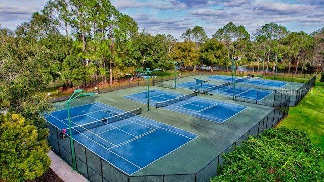 HUNTER'S GREEN - Residential