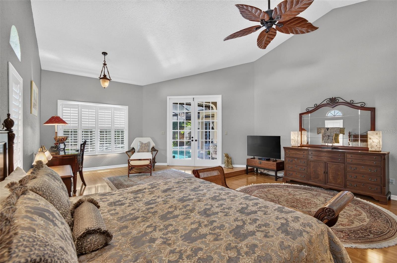 HUNTER'S GREEN - Residential