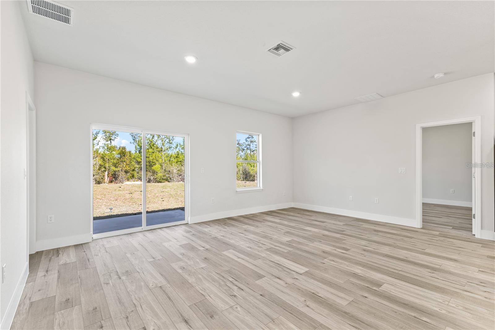 MARION OAKS UN 04 - Residential