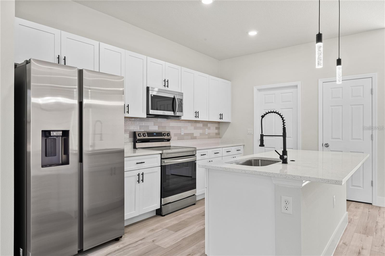 MARION OAKS UN 04 - Residential