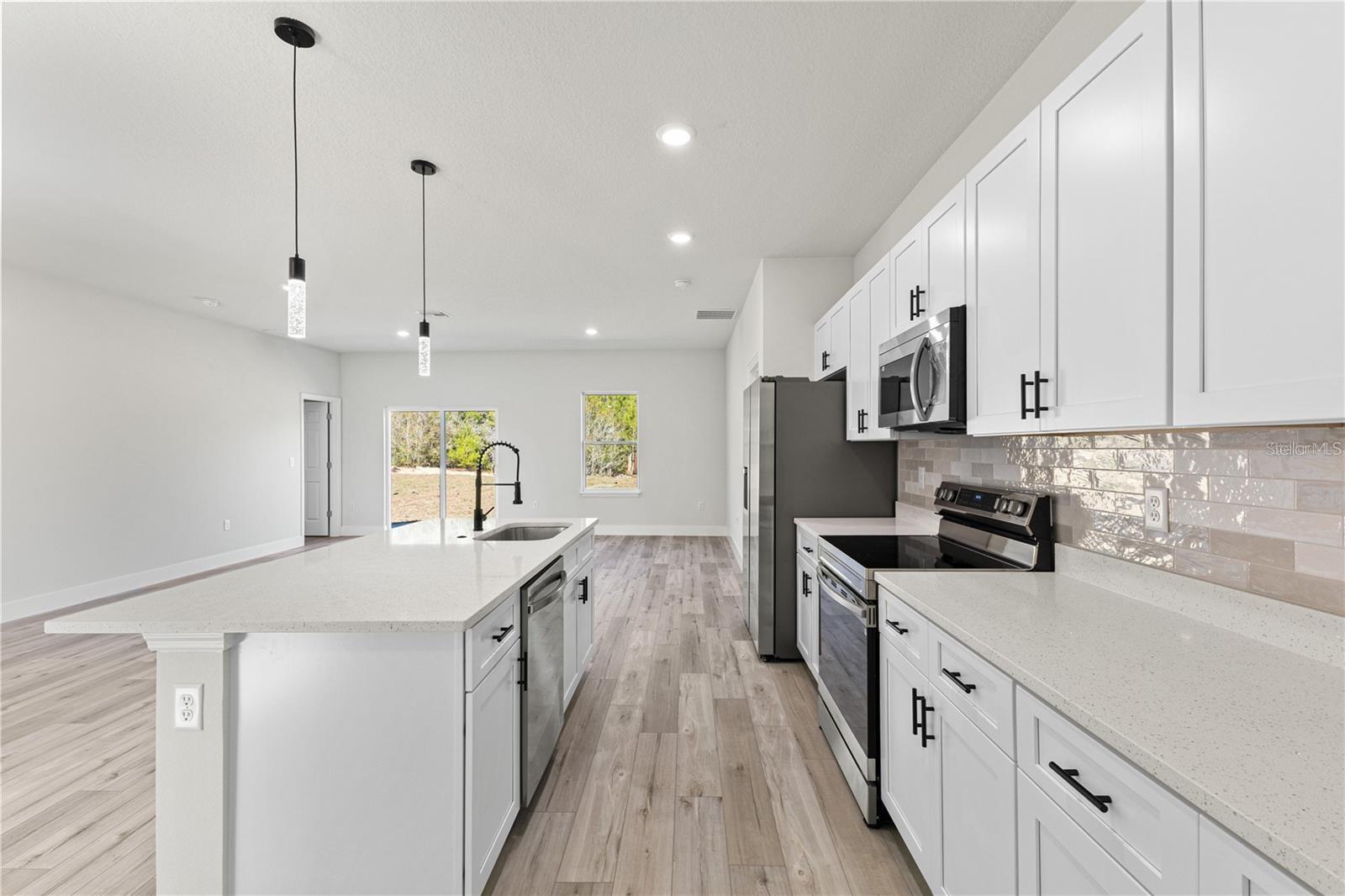 MARION OAKS UN 04 - Residential