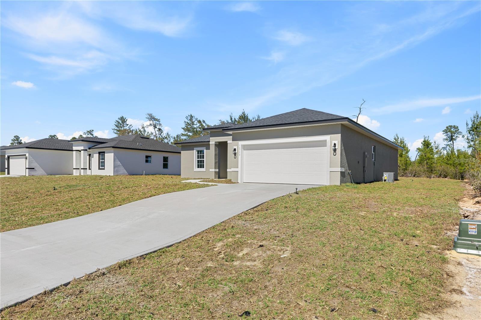 MARION OAKS UN 04 - Residential